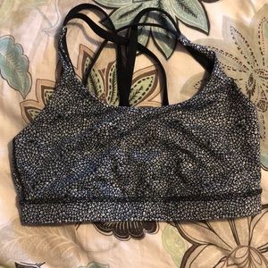Lululemon bra size 10